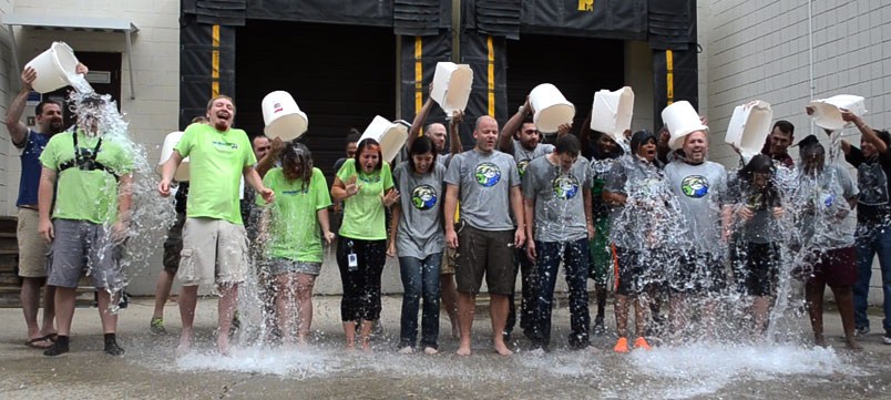 TextbookRush employees doing the ice bucket challenge